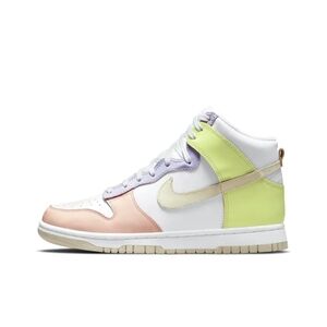 Nike Women Dunk High